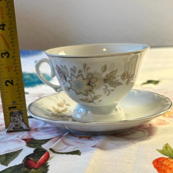 Schmidt Brazil Tea Cup and Saucer Flower Floral Design Made In Brazil - Picture 7 of 7